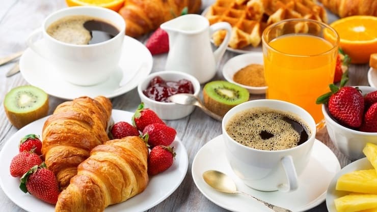 Что такое континентальный завтрак и что входит в его меню