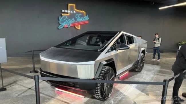 Tesla Cybertruck показали во всех деталях (8 фото + 1