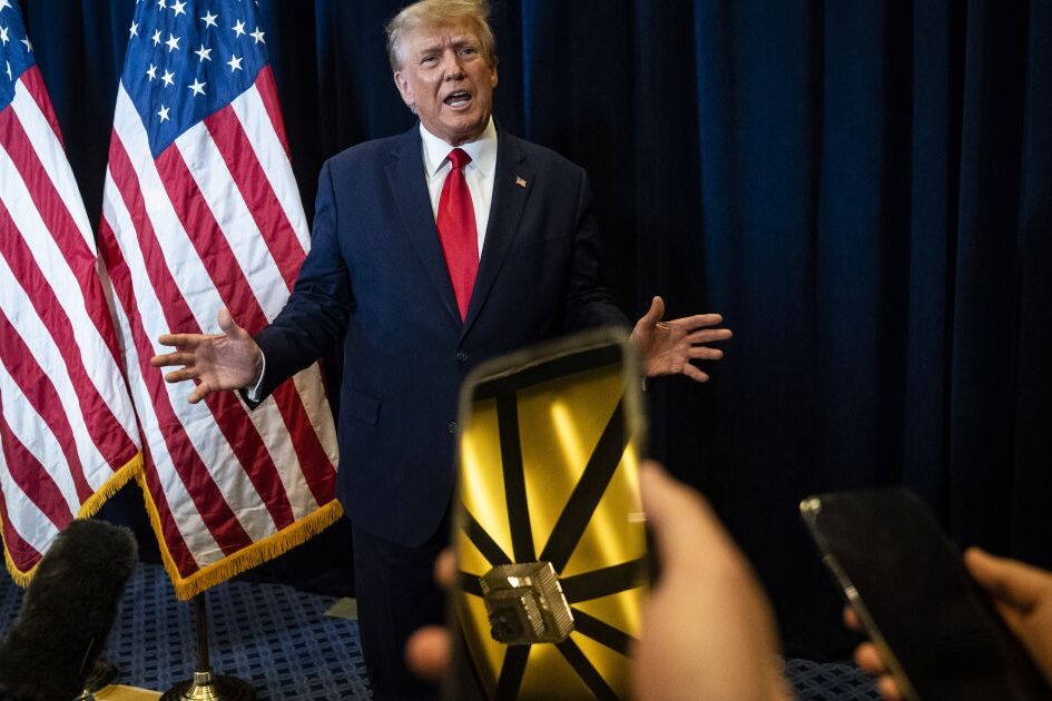 YouTube снова разрешил каналу Трампа загружать видео