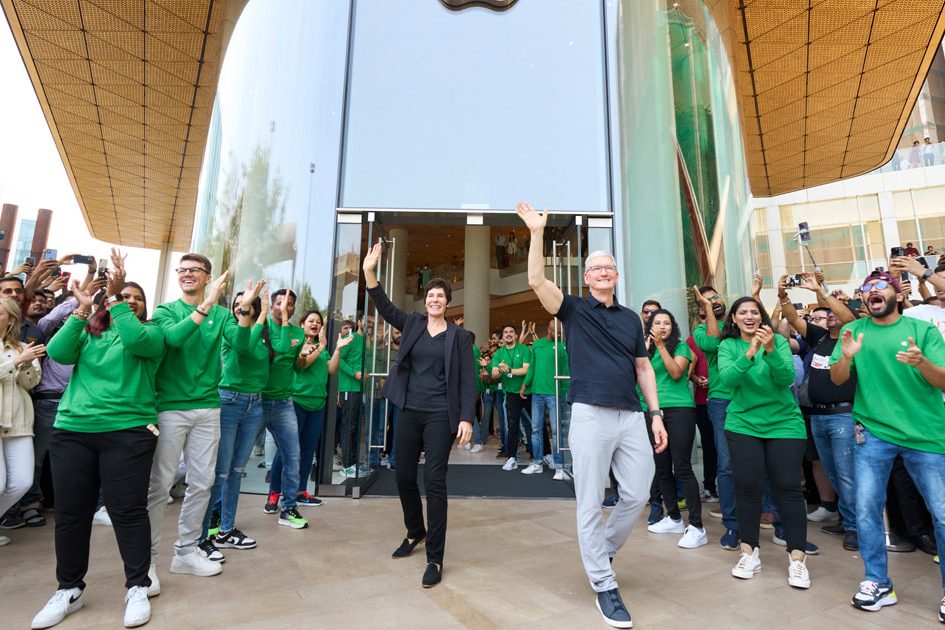 Apple BKC открылся в Мумбаи