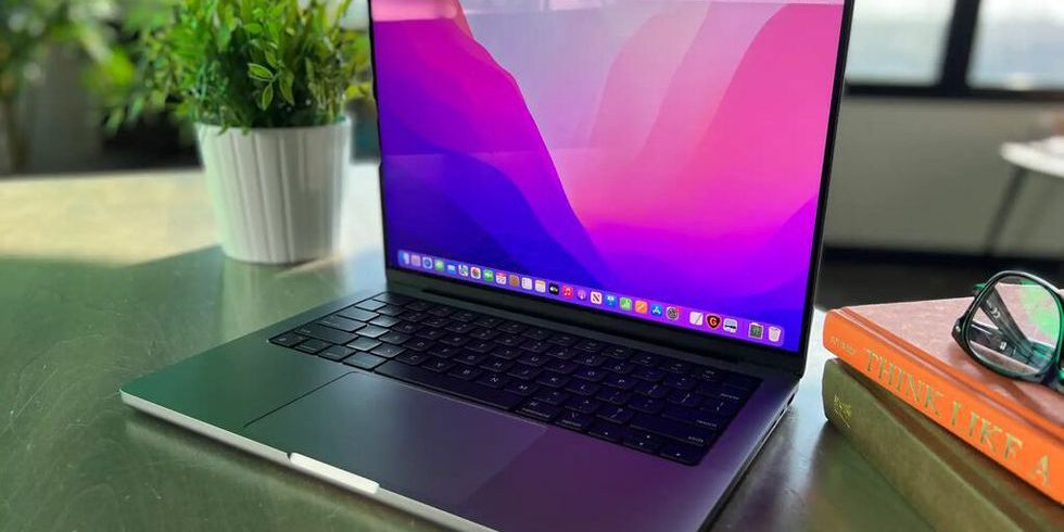 Получите новый M2 Pro MacBook Pro за 1850 долларов по