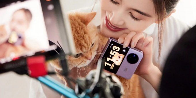 Складной смартфон vivo X Flip впервые показали на фото (2