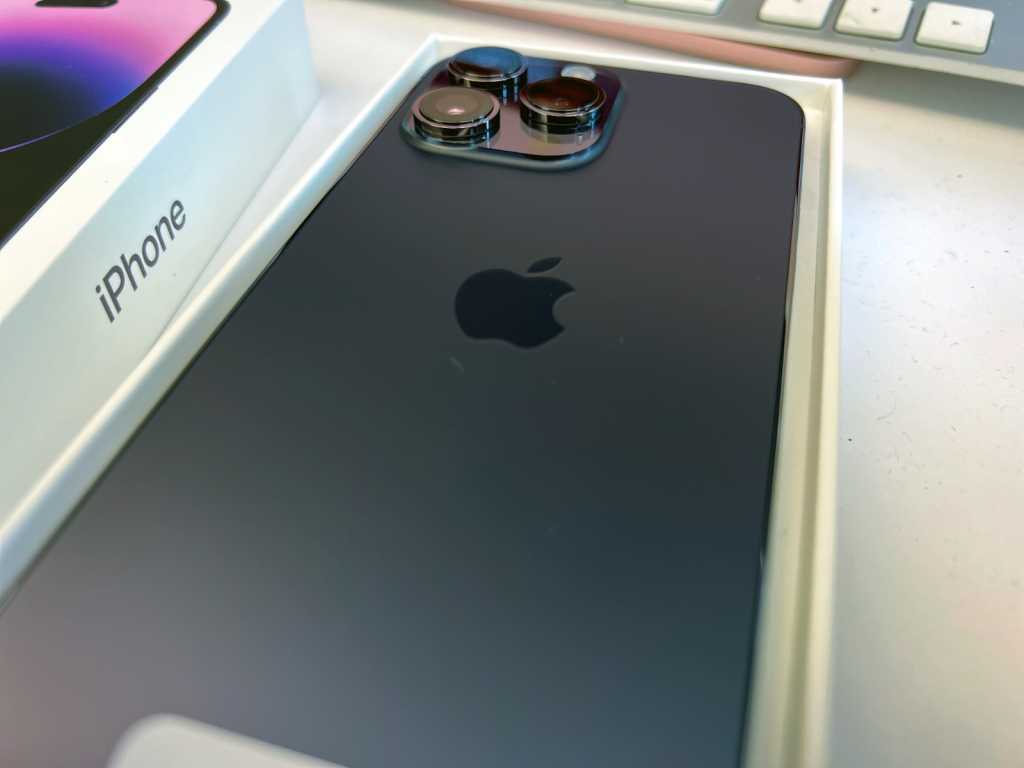 Apple разработала iPhone настолько устойчивый к царапинам, что вам не