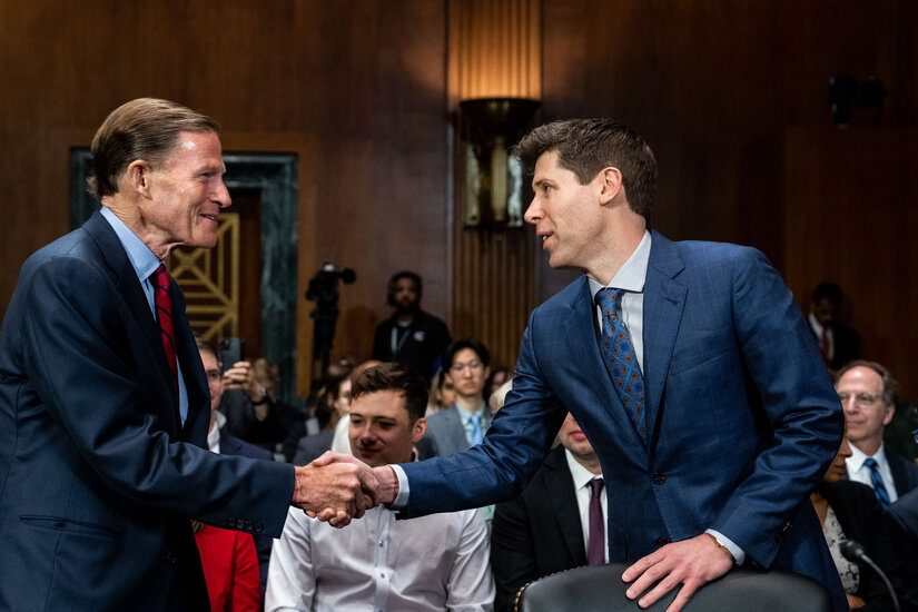 Как Сэм Альтман штурмовал Вашингтон, чтобы определить повестку дня в