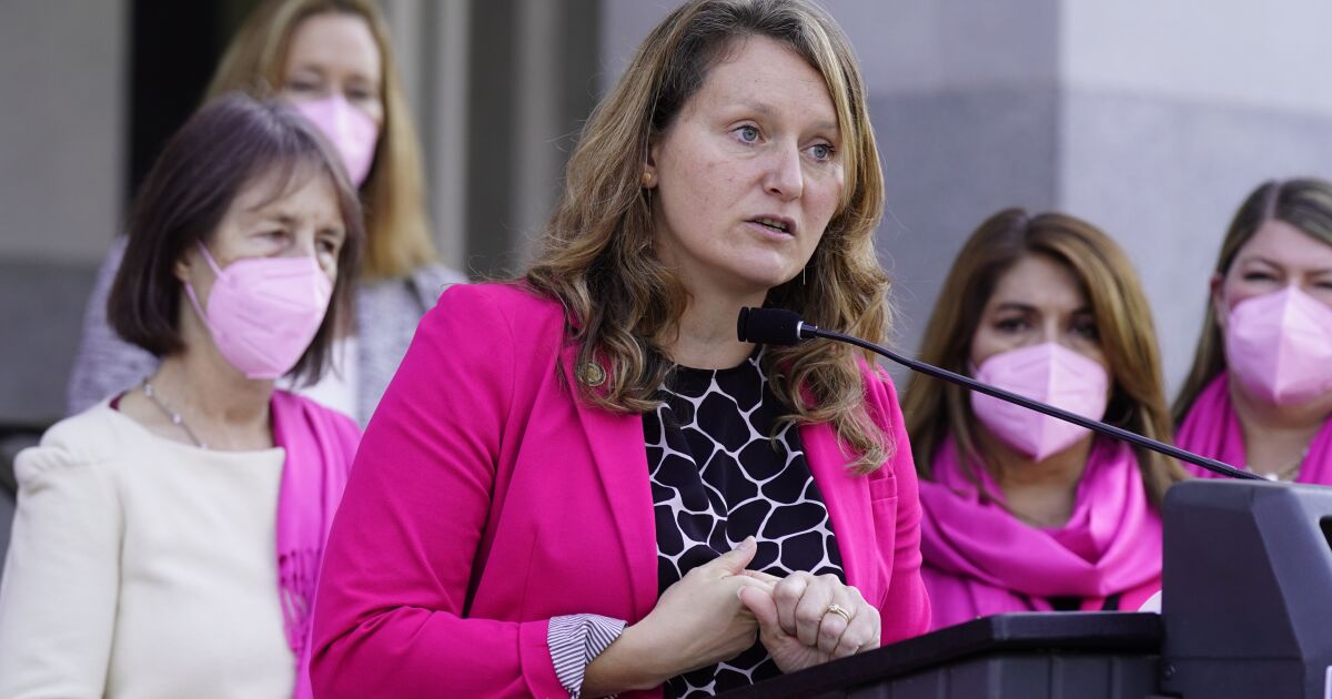 Калифорнийский законопроект, требующий от Big Tech платить за отложенные новости