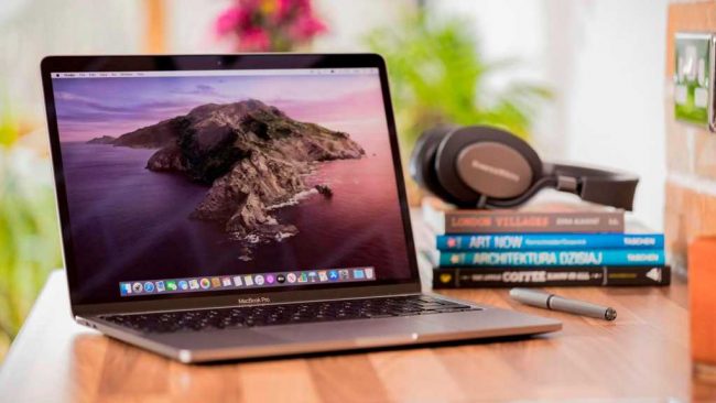 Сэкономьте 1900 долларов, так как лучший 16-дюймовый MacBook Pro падает