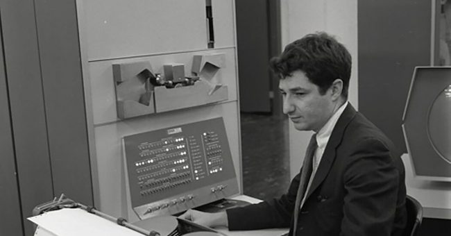 Умер 88-летний Эдвард Фредкин, который видел Вселенную как один большой