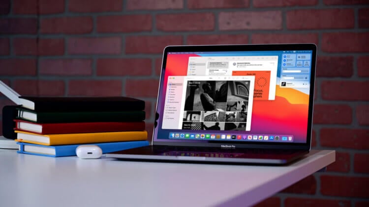 MacBook Air или MacBook Pro: что лучше. MacBook Pro на M2 выглядит уже слишком старо и плюс ко всему — мал. Фото.