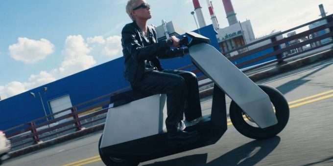 Infinite Machine P1 — электромопед в стиле Tesla Cybertruck (4