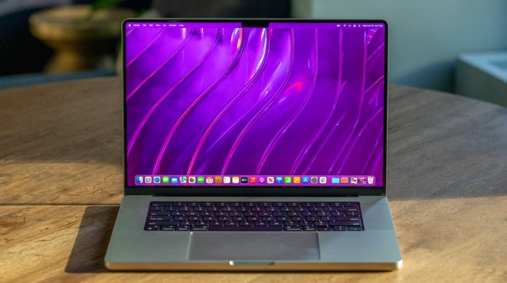 Стоит ли покупать MacBook Pro на M1 Pro. MacBook Pro на M1 Pro банально предлагает более выгодную конфигурацию почти за те же деньги. Фото.