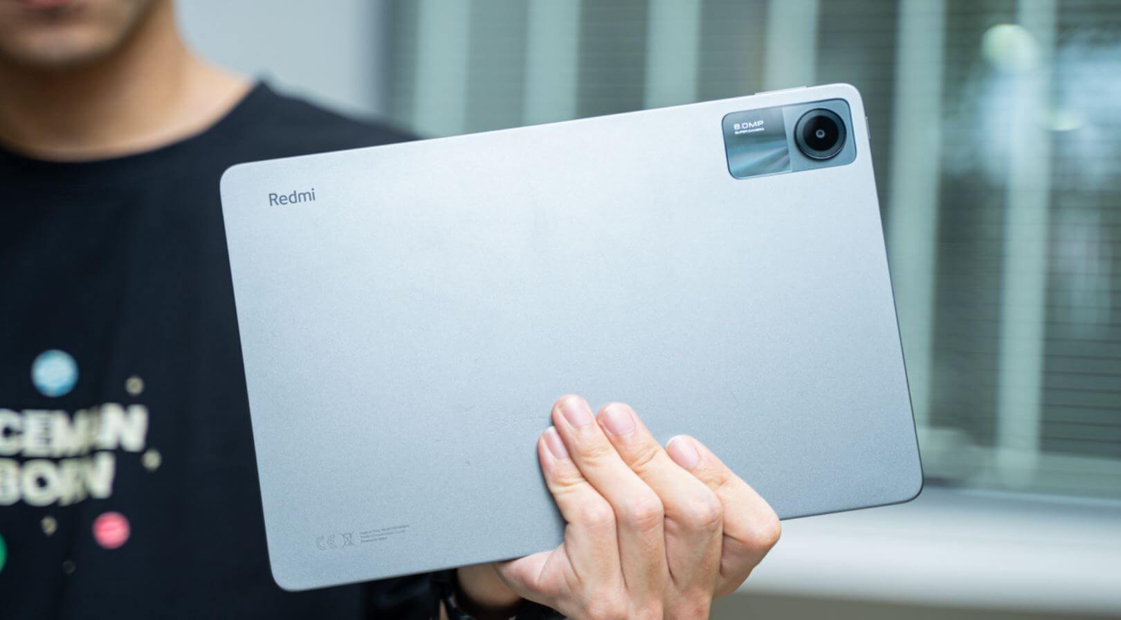 Недорогой планшет на Андроид с мощным аккумулятором. Новый планшет Redmi уже доступен на распродаже по сказочно низкой цене. Фото.
