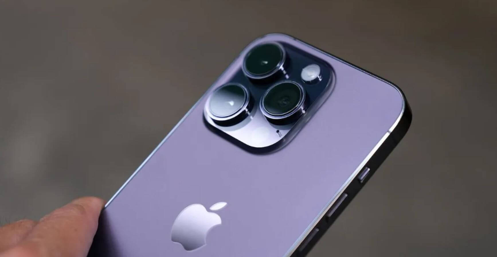Камера в iPhone 16. Камеры iPhone 16 Pro и Pro Max вновь будут отличаться по функциональности. Фото.