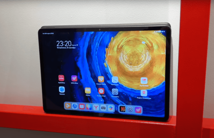 Какой планшет может заменить ноутбук. Отличный экран, Удобная система и богатый комплект поставки делают Huawei MatePad Air идеальным планшетом. Фото.