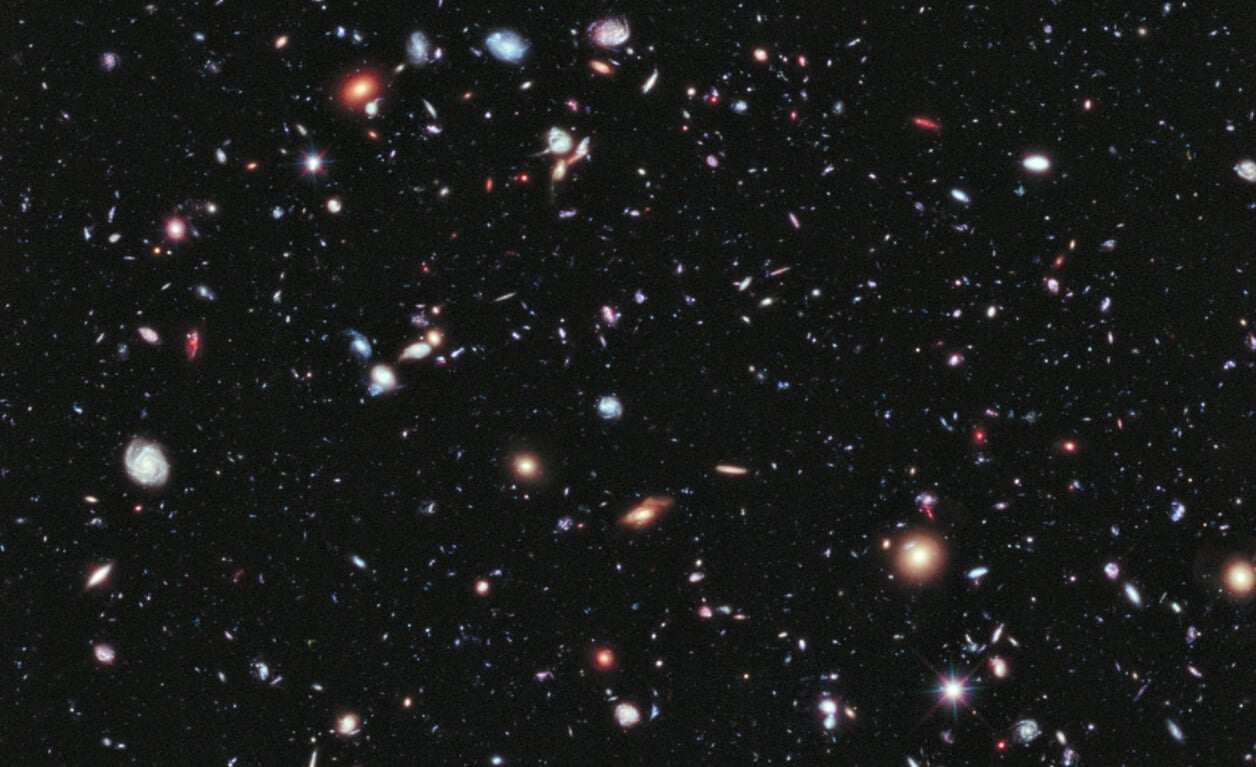Фотографии галактик в космосе. Фотография Hubble Extreme Deep Field (XDF). Фото.