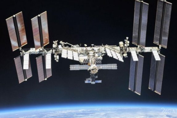 МКС стала рассадником устойчивых к антибиотикам бактерий-мутантов » 24Gadget.Ru ::