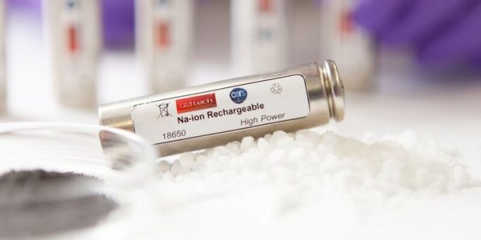 В Корее разработали натриево-ионный аккумулятор со скоростью зарядки в несколько