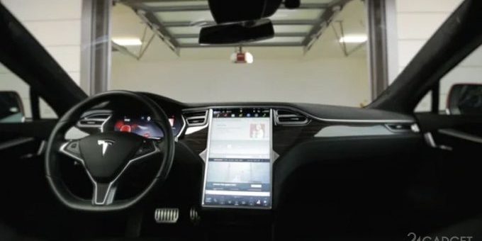 Tesla представила ASS — технологию, позволяющую автомобилю выехать с парковки