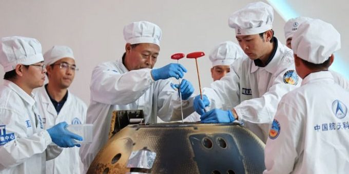 Образцы с обратной стороны Луны преподнесли очередной сюрприз » 24Gadget.Ru