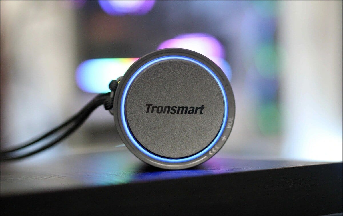 Tronsmart T7 — колонка со звуком на 360 градусов. Tronsmart T7 хороша и компактна. Фото: Audiophile Heaven. Фото.