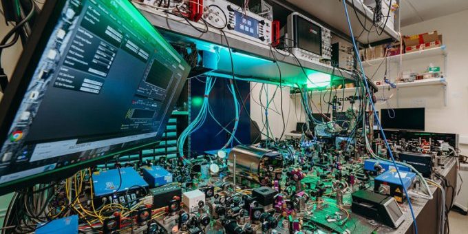 В России запустили первый 50-кубитный квантовый компьютер на холодных атомах