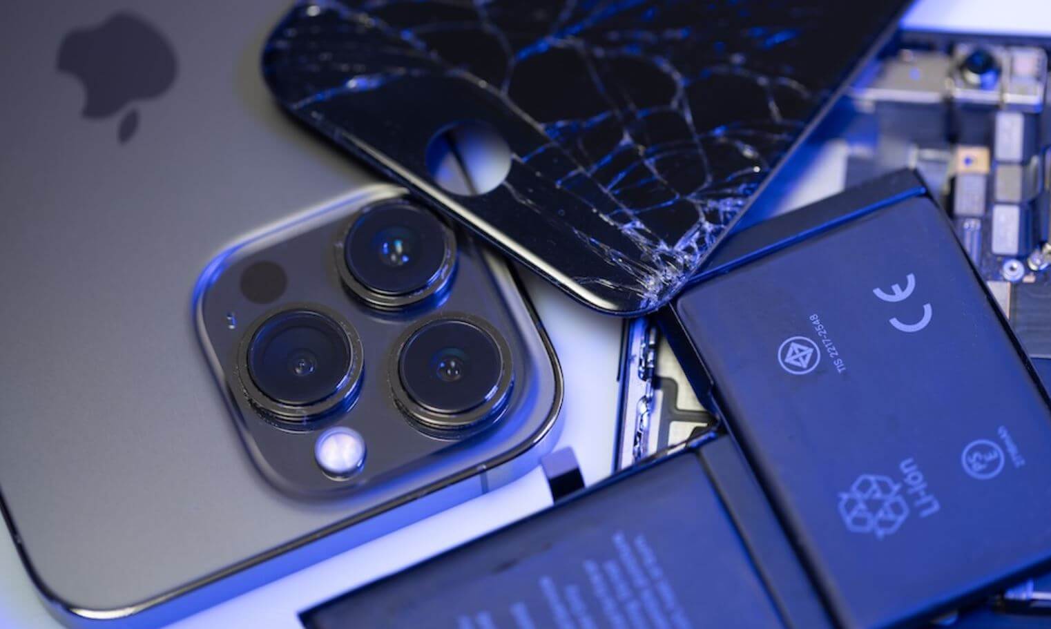 Как работает гарантия iPhone в России. Магазин i-Ray дает гарантию на технику и выполняет ремонт в сертифицированных сервисных центрах. Фото: idropnews.com. Как работает гарантия iPhone в России. Магазин i-Ray дает гарантию на технику и выполняет ремонт в сертифицированных сервисных центрах. Фото: idropnews.com. Фото.