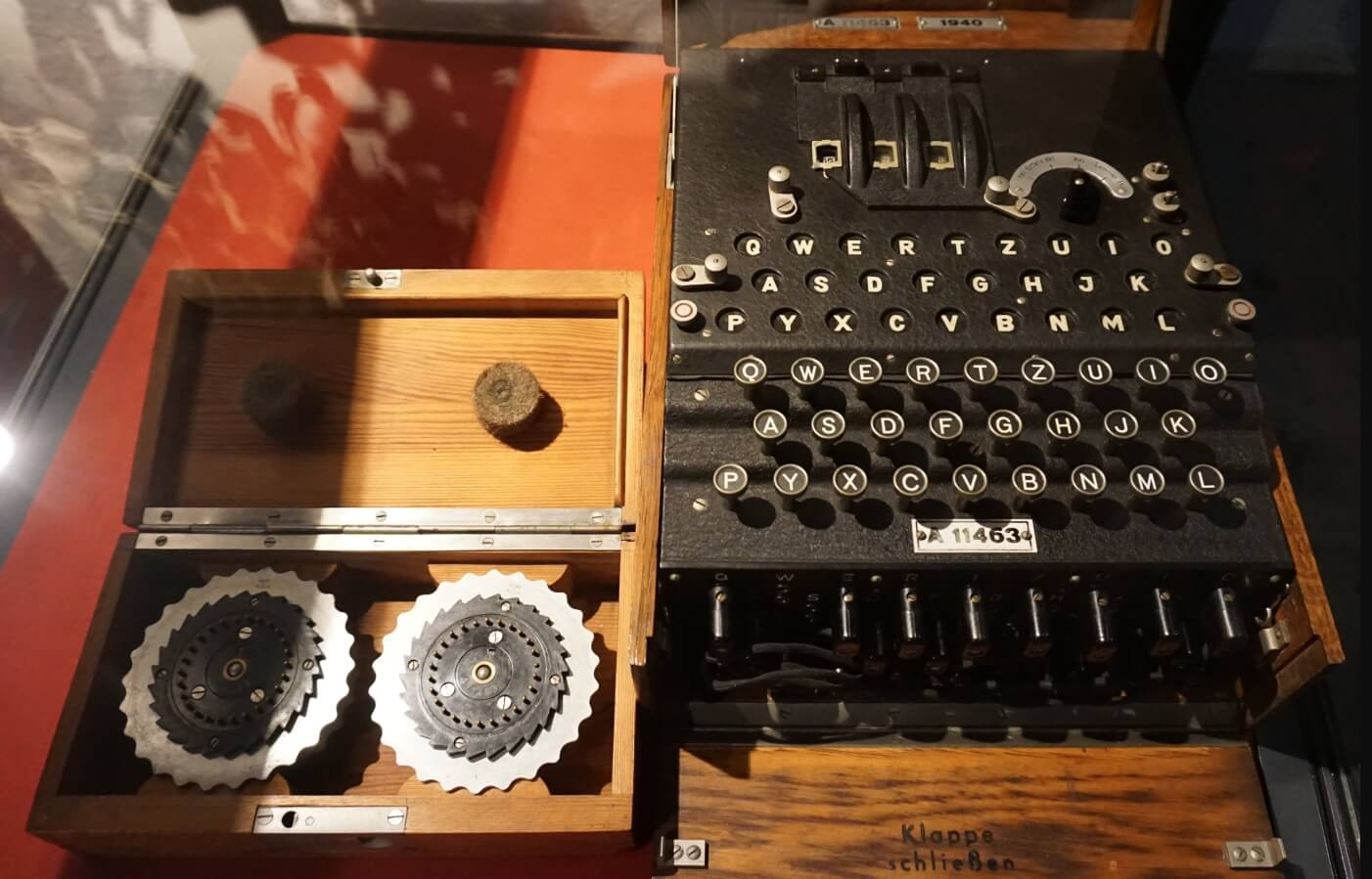 Как работала «Энигма». Машина «Энигма» и ее роторы. Источник изображения: wikimedia.org. Как работала «Энигма». Машина «Энигма» и ее роторы. Источник изображения: wikimedia.org. Фото.