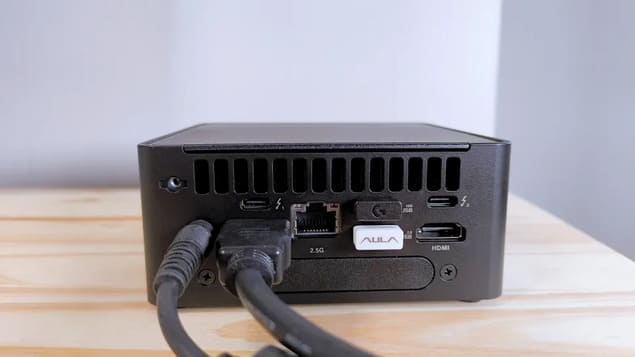 Задние порты Asus NUC 14 Pro