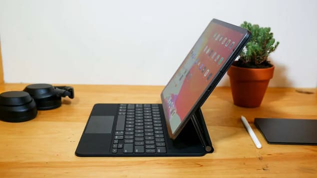 Чехол-клавиатура для iPad Logitech Flip Folio