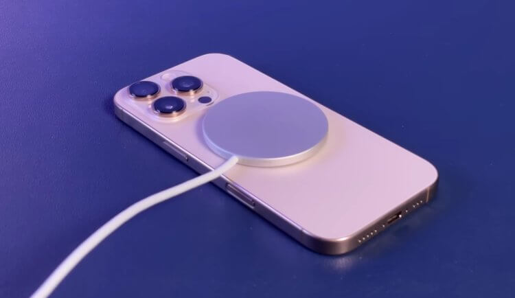Какие айфоны поддерживают MagSafe. MagSafe — это не просто магнитная зарядка, а целая экосистема аксессуаров. Изображение: Cameron Dougherty Tech. Какие айфоны поддерживают MagSafe. MagSafe — это не просто магнитная зарядка, а целая экосистема аксессуаров. Изображение: Cameron Dougherty Tech. Фото.