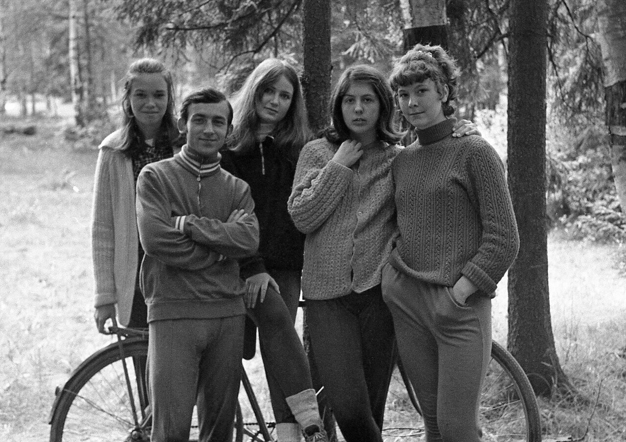 5 навыков людей 1980-х, которые стоит вернуть в нашу жизнь. Дети 1980-х годов выросли в эпоху, лишенную непосредственности, она требовала терпения, находчивости и умения ценить простые вещи. Источник изображения: photomesto.ru. 5 навыков людей 1980-х, которые стоит вернуть в нашу жизнь. Дети 1980-х годов выросли в эпоху, лишенную непосредственности, она требовала терпения, находчивости и умения ценить простые вещи. Источник изображения: photomesto.ru. Фото.