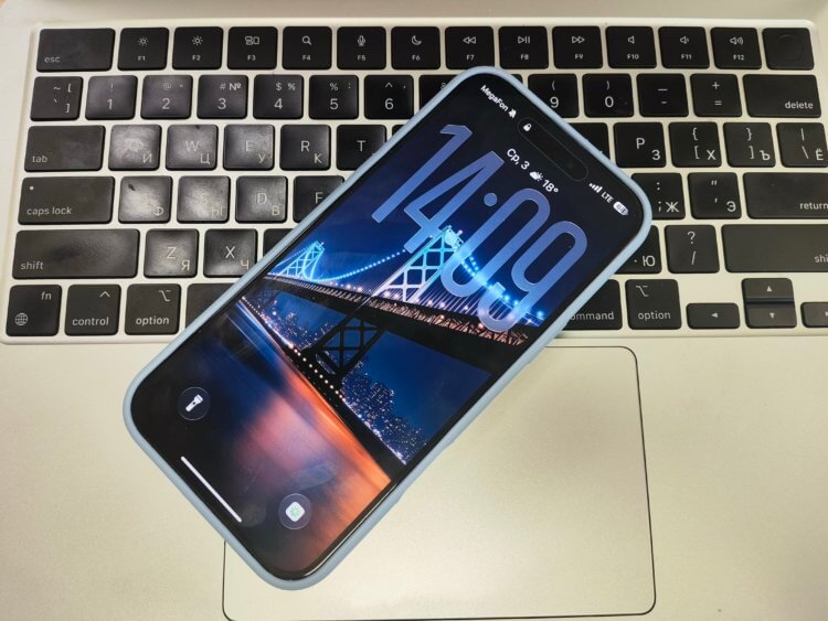 7 классных обоев с городскими пейзажами для твоего iPhone. В нашей подборке каждый найдет заставку на свой вкус. Фото.