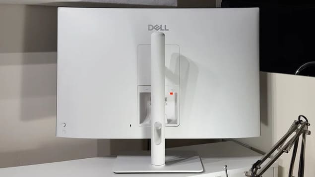 Задняя панель Dell 32 Plus (S3225QC)