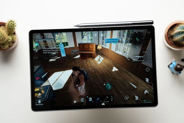 Игры на планшете Lenovo Yoga Tab