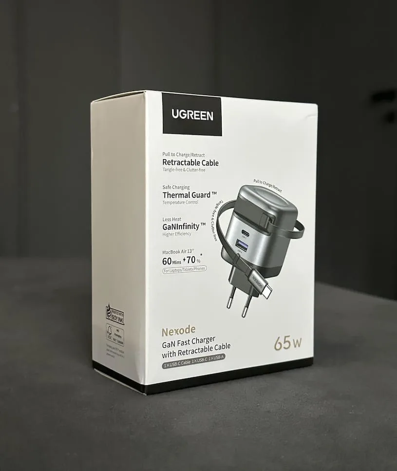 UGREEN 65 Вт GaN с выдвижным кабелем USB C (X605) - упаковка
