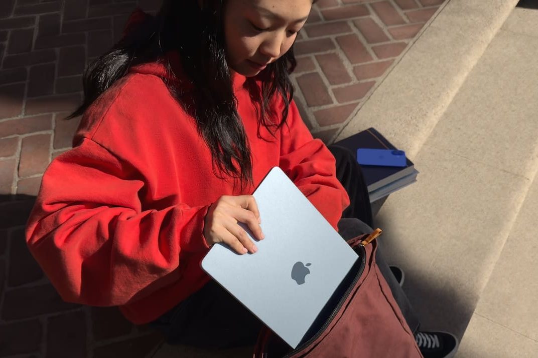 Apple выпустит первый бюджетный MacBook с чипом от iPhone