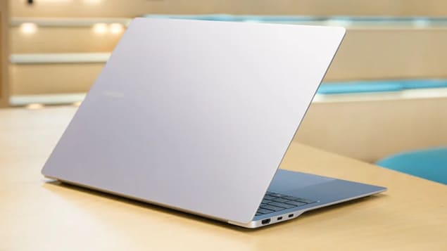Задняя крышка Samsung Galaxy Book4 Edge