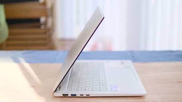 Компактный ноутбук Acer Swift Edge 14 AI