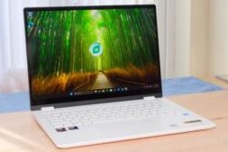 Обзор Acer Swift Edge 14 AI (2025): удивительно лёгкий