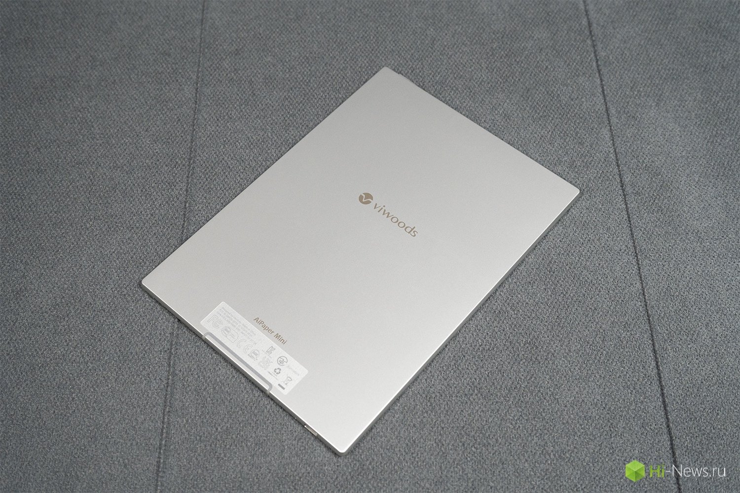 Внешний вид и общее впечатление. Сзади нет ничего лишнего. Фото.