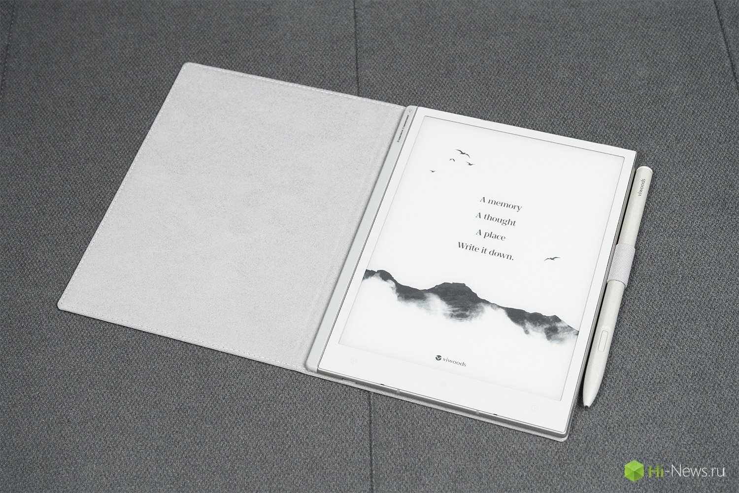 Производительность и технические характеристики. Вот так выглядит планшет когда он заблокирован. Заставка не тратит энергию. Фото.