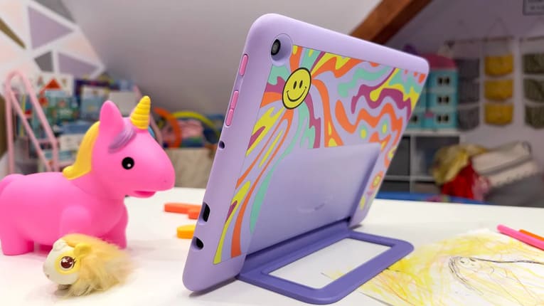 Задняя панель Amazon Fire HD 10 Kids Pro - детский планшет с защитным чехлом и подставкой