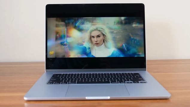Экран Apple MacBook Air 15 (M4, 2025)