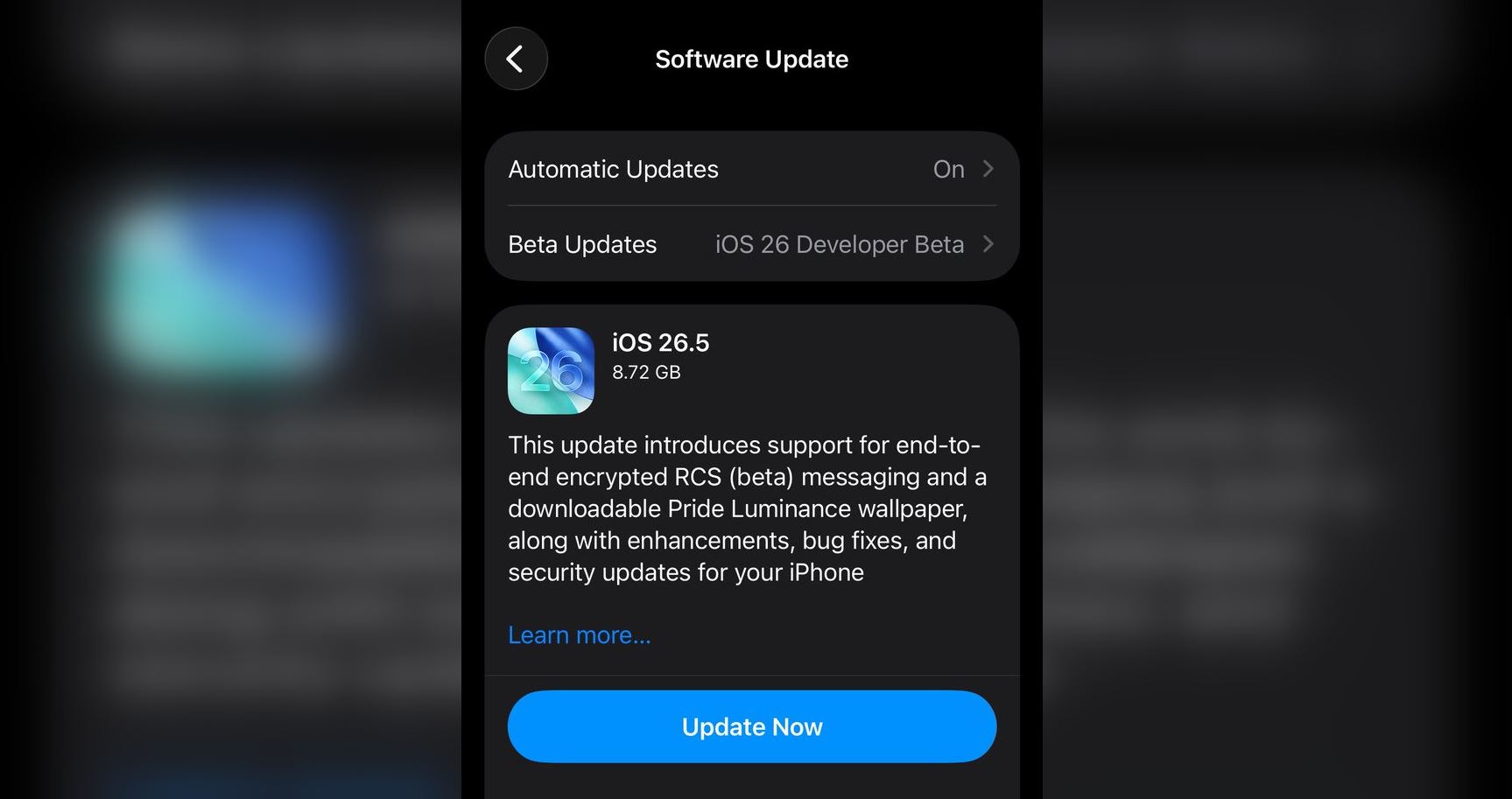 iOS 26.5 — стоит ли обновляться или подождать. iOS 26.5 не так однозначна. Торопиться качать ее точно не стоит. Фото.