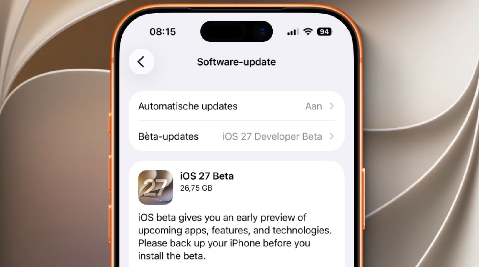 Когда выйдет iOS 27 для всех. Бета уже висит в настройках Айфона. Фото.