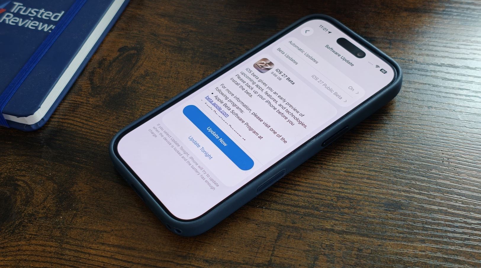 Как установить публичную бету iOS 27 на Айфон. С установкой не торопитесь и хорошенько подумайте. Фото.